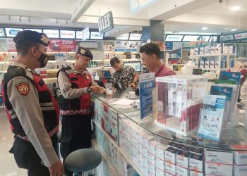 Samapta Polsek Matraman Sambangi Kumara Health, Sampaikan Pesan Kamtibmas ke Karyawan
