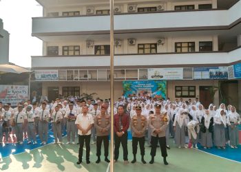 Peringati HUT Bhayangkara, Polres Metro Bekasi Gelar “Police Go To School” di SMK Global Mulia