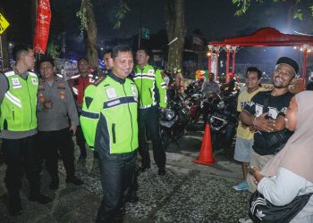 Malam Takbiran Idul Adha 2025, Kapolres Metro Tangerang Kota Pimpin Patroli Bermotor