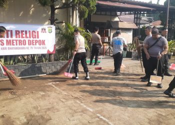 Kapolsek Beji Kompol Josman Harianja, S.H., M.H. Pimpin Bakti Religi di Gereja GPKB Depok – Lenteng Agung