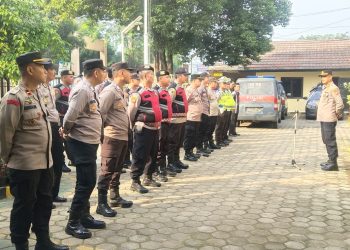 Kapolsek Setu Pimpin Apel Pagi, Tekankan Kedisiplinan dan Kesiapan Jelang HUT Bhayangkara ke-79