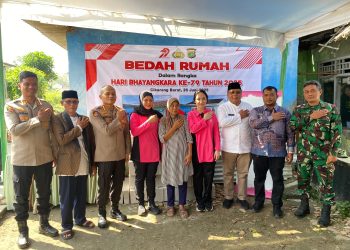 Kapolres Metro Bekasi Laksanakan Bakti Sosial Bedah Rumah dalam Rangka Hari Bhayangkara ke-79