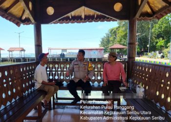 Bhabinkamtibmas Pulau Pramuka Sambang Tokoh Masyarakat, Bahas Antisipasi Premanisme dan Himbau Jauhi Judi Online
