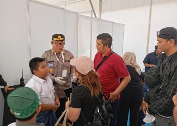 Semarak HUT Bhayangkara ke-79, Polsek Pasar Rebo Dampingi Peserta Sunatan Massal di Monas
