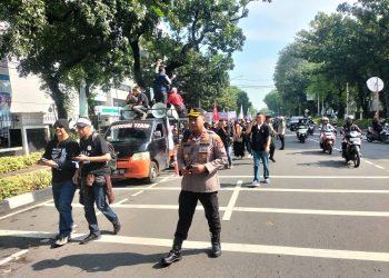 Pengamanan Humanis 24 Jam Polsek Sawah Besar Dalam Aksi Damai Unjuk Rasa Pensiunan Pos Indonesia