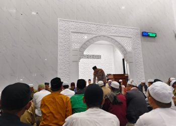 Sinergi Polsek Cakung dan Tokoh Agama Tingkatkan Kamtibmas Lewat Sholat Subuh Bersama FK-ULUM