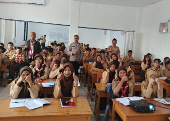 Bhabinkamtibmas Kelurahan Tambora Hadir dalam Program Police Goes To School di SMA Islam Tambora