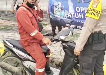 “Satgas Preventif Polres Pelabuhan Tanjung Priok Gelar Operasi Patuh Jaya 2025, Edukasi Pengendara Secara Humanis”