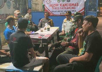 Ngopi Kamtibmas: Polisi Dengarkan Warga, Perkuat Keamanan Lewat Dialog Santai di Rawa Terate