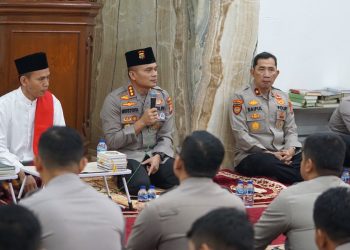 Binrohtal Rutin Polres Metro Bekasi: Kapolres Pimpin Pembacaan Yaasin dan Tahlil Demi Penguatan Mental Spiritual Personel