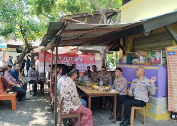 Kapolres Kepulauan Seribu Gelar Jumat Curhat di Pulau Tidung, Ajak Warga Aktif Jaga Kamtibmas