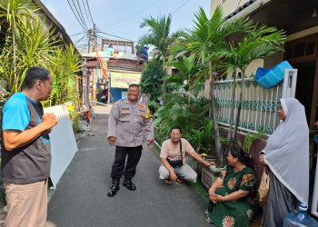 Bhabinkamtibmas Pulogadung Lakukan Cooling System dan Silaturahmi ke Rumah Ketua RT di Pisangan Timur