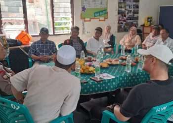 Polres Metro Jakarta Timur Gelar Jum’at Curhat di Kayu Manis, Bahas Pencegahan Tawuran dan Curanmor