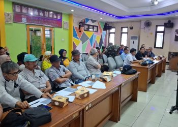 Warga Kebon Pala Antusias Sambut Perbaikan Turap Saluran PHB untuk Cegah Banjir