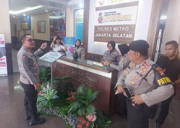 Polres Metro Jakarta Selatan Berikan Pelayanan Cepat untuk Warga yang Terlantar di Jakarta