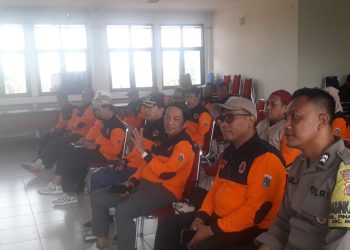 Edukasi Tanggap Bencana, Bhabinkamtibmas Kelurahan Pinang Ranti Hadiri Sosialisasi BPBD Jakarta Timur