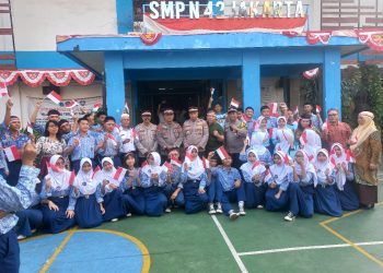 Polsek Pademangan Edukasi Pelajar SMPN 42 Tentang Bahaya Bullying dan Kenakalan Remaja