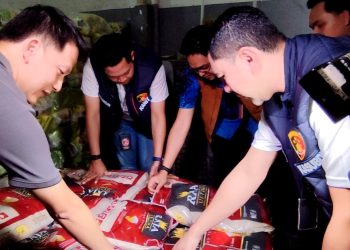 Polda Metro Jaya Sidak Gudang Beras, Temukan 90 Ton Stok di PT Belitang Panen Raya