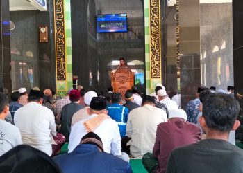 Polsek Cikarang Timur Gelar Safari Jum’at, Kapolsek Ajak Warga Jaga Kamtibmas dan Tanamkan Nasionalisme