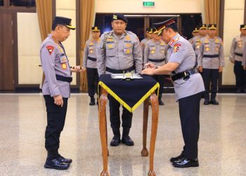 Kapolri Resmi Lantik Komjen Dedi Prasetyo Jadi Wakapolri