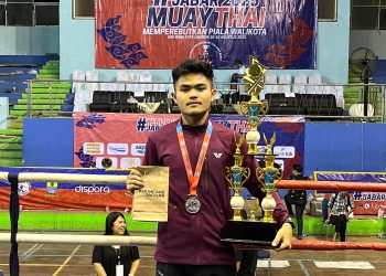 Brimob Polda Metro Jaya Kembali Torehkan Prestasi, Briptu Yosafat Raih Medali Perak di Kejurprov Muaythai Jabar 2025