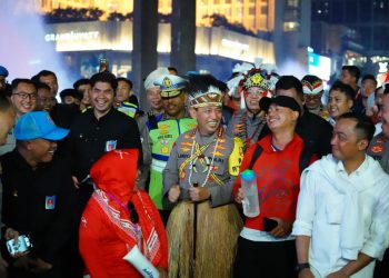 Kehangatan Kapolri di Tengah Semarak Panggung Rakyat Bundaran HI