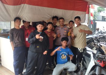 Cegah Tawuran dan Kenakalan, Bhabinkamtibmas Pondok Karya Sambangi Anak Muda