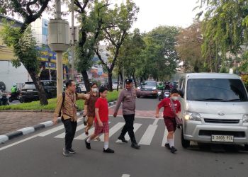 Polisi Rutin Gelar Ploting Pagi, Awasi Jalur Pelajar di Kemayoran