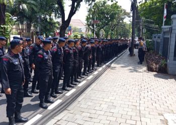 Polsek Metro Menteng Laksanakan Apel Pengamanan Unras Ormas Muslim Indonesia di Kedubes Mesir