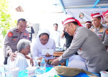 Siaran Pers Polri Wakapolri Beri Perhatian Khusus Kepada Biarawati Dan Lansia Di Bakti Sosial Polsek Genuk