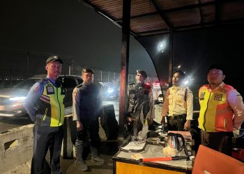 Tim Patroli Perintis Presisi (TPPP) Polresta Bandara Soetta Sisir Wilayah Hukum dan Sampaikan Pesan Kamtibmas