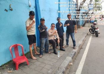 Kapolsubsektor Kayu Awet Laksanakan Sambang Dialogis dan Patroli di Pemukiman Warga Johar Baru