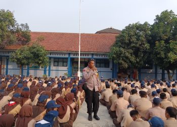 Police Goes to School di SMKN 1 Cibarusah: Pencegahan Demo dan Tawuran Melalui Edukasi Harkamtibmas