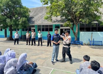 Cegah Tawuran dan Unjuk Rasa, Kapolsek Kedungwaringin Beri Arahan di SMK Karya Bakti