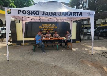 Posko Jaga Jakarta Depan Polsek Johar Baru, Aparat Perkuat Keamanan Wilayah