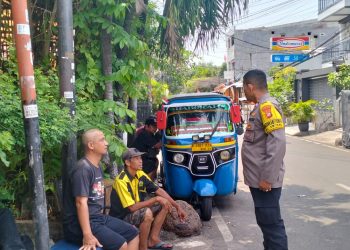 Bhabinkamtibmas Kwitang Lakukan Sambang Dialogis, Ajak Warga Jaga Kamtibmas