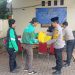 Polsek Cisauk Peduli Masyarakat, Bagikan Sembako dalam Program Jumat Peduli