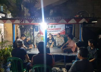 Polisi Ngopi Bareng Warga Kayuringin Jaya, Bahas Kamtibmas