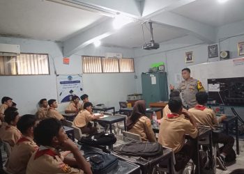 Polsek Bekasi Barat Gencarkan Binluh Anti Unjuk Rasa dan Tawuran kepada Pelajar