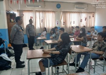 Polisi Sambangi SMA Maria Della Strada, Ajak Pelajar Jauhi Tawuran dan Narkoba