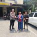Kapolsek Bojongsari Serahkan Kembali Mobil Korban Penipuan dan Penggelapan