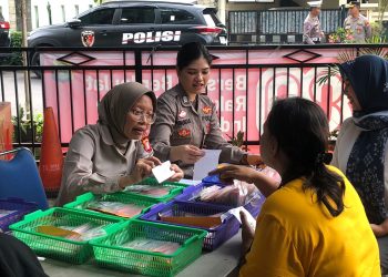 Polres Metro Bekasi Kota Gelar Bakti Kesehatan di Polsubsektor Pekayon, Layani 60 Warga