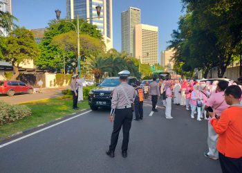 Empowerment Walk & Program Peduli Autoimun, Polsek Metro Menteng Amankan Kegiatan Kowani di Jakarta Pusat