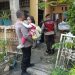 Polsek Babelan Sigap Evakuasi Ibu dan Anak Korban Laka Tunggal di Jalan Raya Ujung Harapan