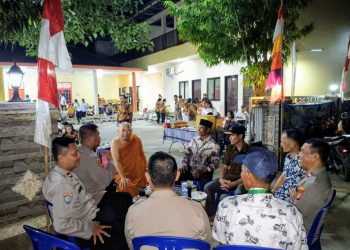 WakaPolsek Pebayuran Gelar Ngopi Kamtibmas di Vihara Vessantara, Bangun Sinergi Toleransi dan Keamanan Antarumat