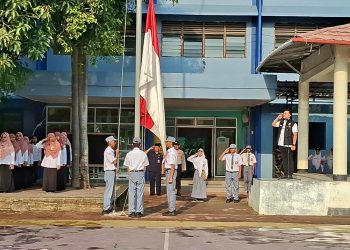 Polsek Metro Penjaringan Gelar Goes to School ” di SMKN 56 Jakarta: Bangun Generasi Emas 2025 yang Cerdas, Disiplin, dan Taat Hukum