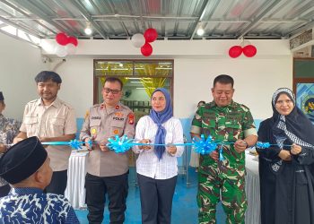 Kapolsek Cinere Kompol Chairul Saleh, S.Pd., M.H Hadiri Pembukaan Dapur SPPG Limo 2