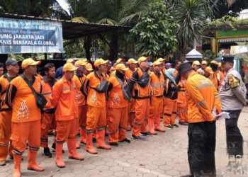 Bhabinkamtibmas Menteng Ajak PPSU Bersinergi Wujudkan Lingkungan Aman dan Kondusif