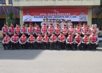 Kapolres Metro Jakarta Selatan Pimpin Apel Siaga Bencana 2025, Tekankan Kesiapsiagaan dan Profesionalisme