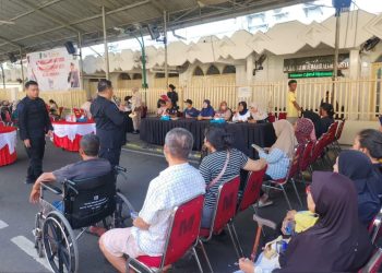 Bakti Kesehatan Brimob Polda Metro Jaya untuk Warga Kwitang
